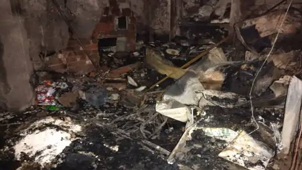 सिलेंडर ब्लास्ट में पुलिसकर्मी भी हुए ज़ख्मी