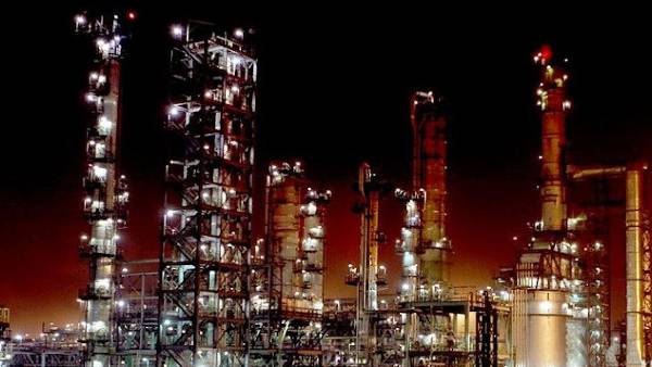 रोजगार की तलाश में स्थानीय युवा