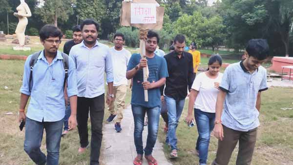 कैमरे पर नहीं होगी बात, ईमेल से देंगे जवाब 