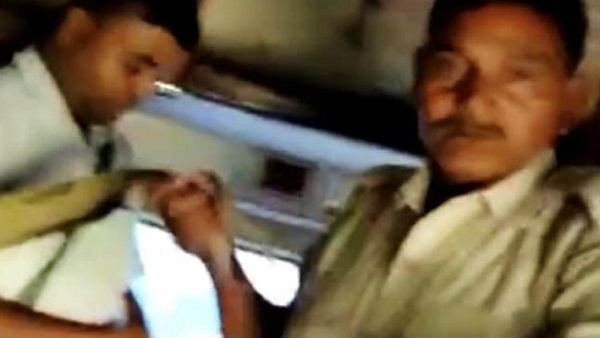 मारने के लिए निकाली बेल्ट मारने के लिए निकाली बेल्ट