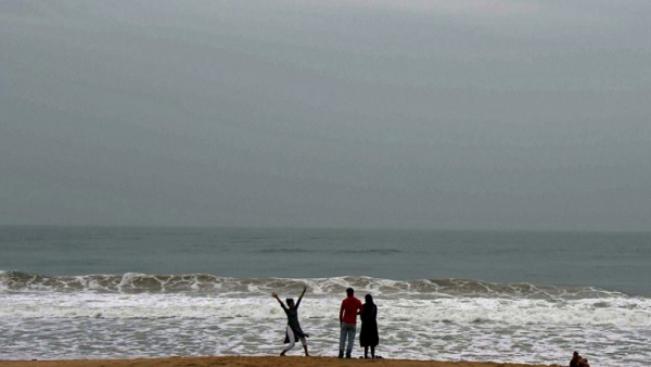 Weather Updates: Weather Updates: