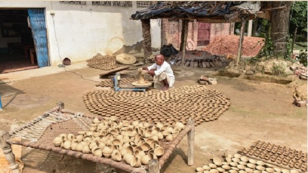 चाइनीज दीपक हुए बंद 