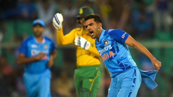 मलेशिया एयरलाइंस के साथ यात्रा करने का अनुभव बहुत खराब