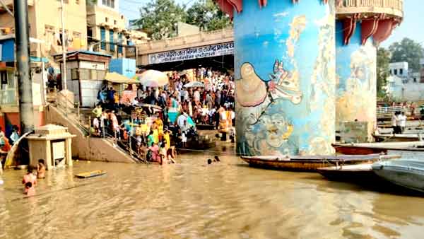 देव दीपावली की भव्यता पर संकट के बादल