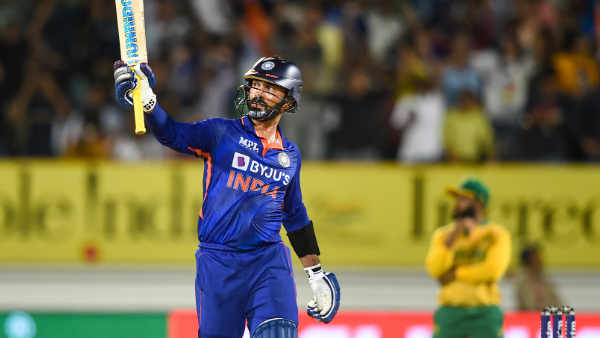 मैंने बस उनको एक मैच फिनिश करते हुए देखा 