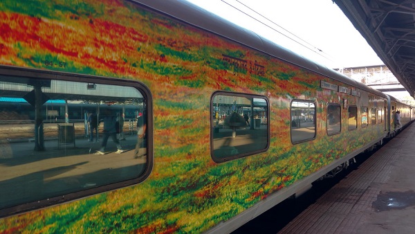 GRP के जवान पटना स्टेशन पर ही उतर गए थे GRP के जवान पटना स्टेशन पर ही उतर गए थे