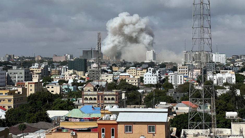 सोमालिया में एक के बाद एक दो धमाके हुए