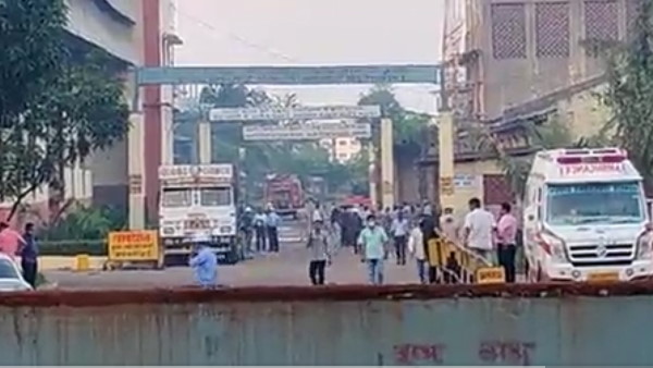 Palghar Fire broke out in a chemical company due to a boiler explosion in Maharashtra Palghar Fire broke out in a chemical company due to a boiler explosion in Maharashtra