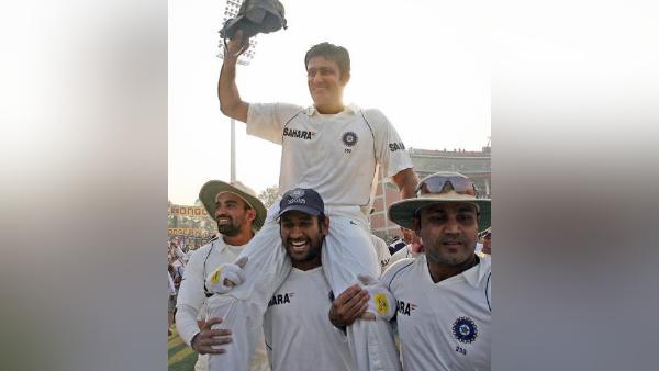 कुंबले की विदाई में धोनी ने कंधे पर बिठाया