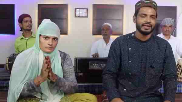 भाई ने भी Farmani Naaz के साथ मिलाया सुर से सुर भाई ने भी Farmani Naaz के साथ मिलाया सुर से सुर