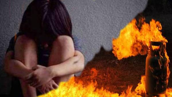 परिवार में बचा 8 साल का मासूम परिवार में बचा 8 साल का मासूम