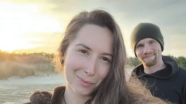 भूकंप के बाद बहकर आया था किनारे