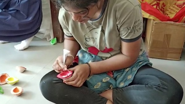 करीब साढ़े सात सौ महिलाओं को रोजगार उपलब्ध कराया गया