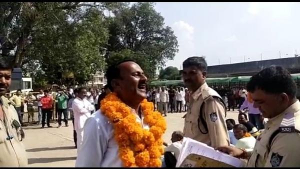 15 अगस्त के दिन हुई थी 45 बंदियों की रिहाई 15 अगस्त के दिन हुई थी 45 बंदियों की रिहाई