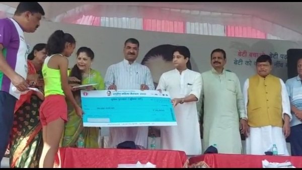 यशोधरा राजे सिंधिया ने अपनी मां को किया याद
