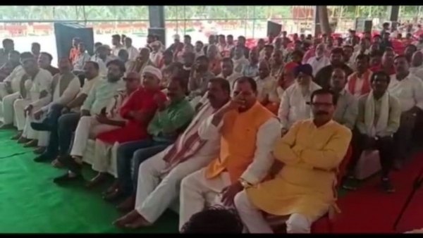 खाद की किल्लत पर केंद्रीय मंत्री ने दिया बयान
