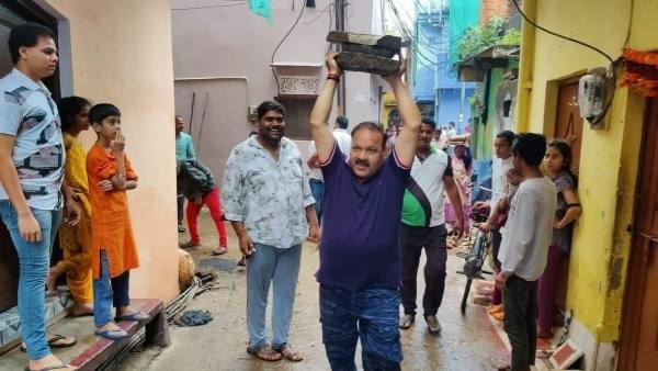 ऊर्जा मंत्री प्रदुमन सिंह भी कर चुके हैं जबरदस्त सफाई