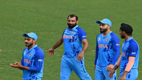 180 पर ऑलआउट हो गई ऑस्ट्रेलिया 180 पर ऑलआउट हो गई ऑस्ट्रेलिया