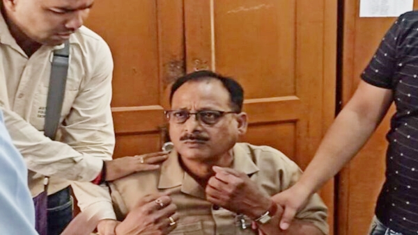 शासन ने प्लॉट का किया है अधिग्रहण 