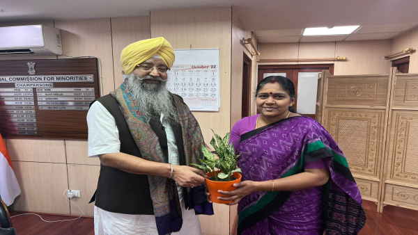 सरकारी पदों पर नियुक्ति होने के बाद भी तटस्थता के सिद्धांत का उल्लंघन