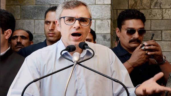 विपक्ष कर रहा विरोध