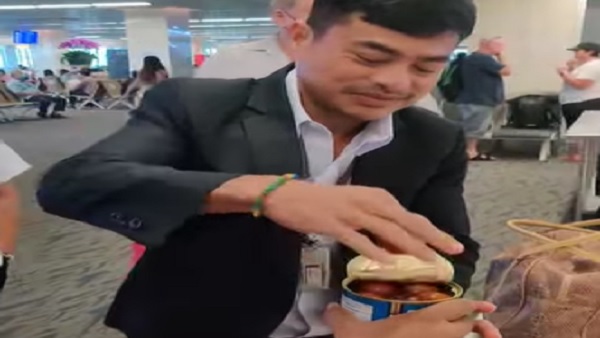 सभी लोगों ने मनाईं खुशियां