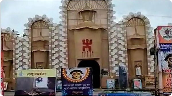 आर्थिक स्थिति की वजह से नहीं खरीद पाते कपड़े आर्थिक स्थिति की वजह से नहीं खरीद पाते कपड़े