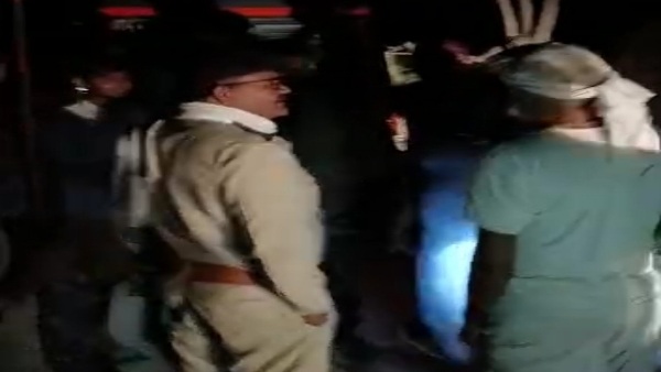 मगरमच्छ को कर दिया ड्रम में बंद