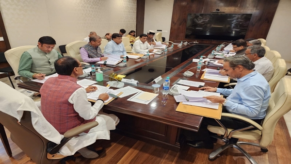 मंत्रिमंडल की बैठक में कूनो और महाकाल लोक की चर्चा 