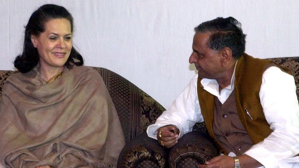 मुलायम ने यूपी को कांग्रेस मुक्त किया मुलायम ने यूपी को कांग्रेस मुक्त किया