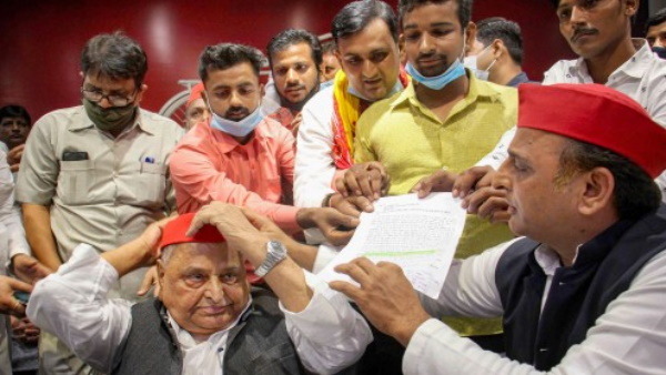 अनुसूचित जातियों के लिए सीटें आरक्षित करवाई