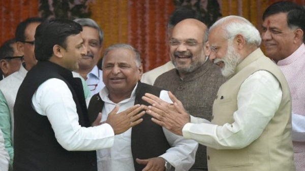 पीएम मोदी ने गुजरात रैली में मुलायम सिंह यादव को किया याद
