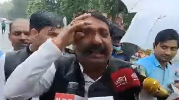 सैफई ले जाया गया मुलायम का पार्थिव शरीर