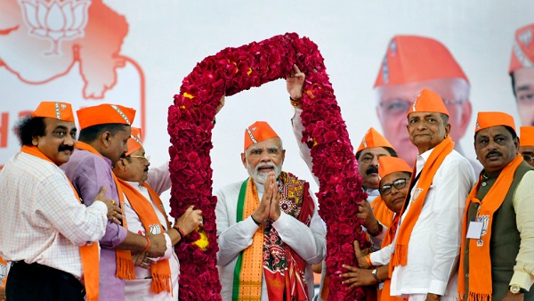 पटेल वोटों रस्साकस्सी पटेल वोटों रस्साकस्सी