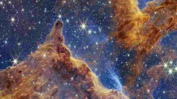 ईगल नेबुला की खोज 18 वीं शताब्दी में हुई थी