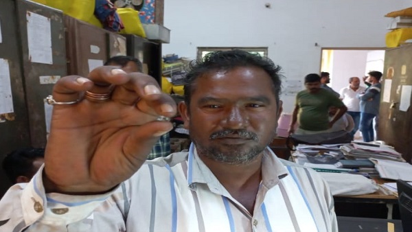 दीपावली से पहले प्रसन्न हुई माता लक्ष्मी, दिया हीरा 