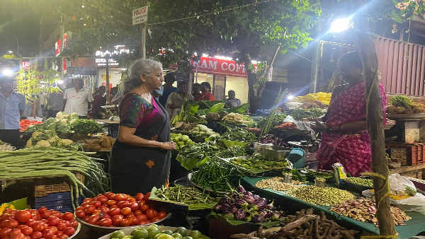 तो, पहला प्वाइंट, क्या डॉलर मजबूत हो रहा है? तो, पहला प्वाइंट, क्या डॉलर मजबूत हो रहा है?