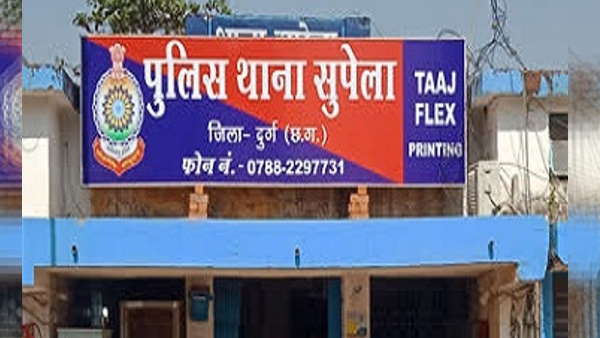 4 लाख के गहने हुए चोरी ,टूटा देखा लॉकर 