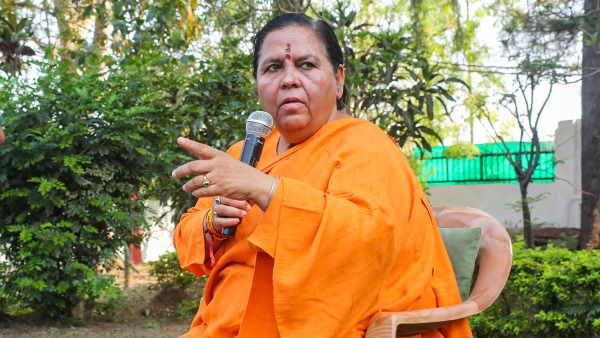  शराब के खिलाफ आग उगल रहीं उमा भारती