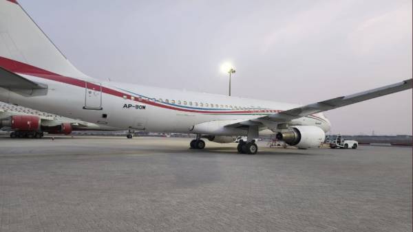 वापसी में नहीं दिखे एजाज शाह