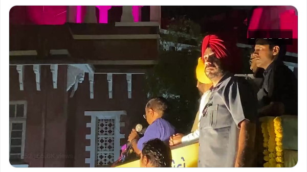 AAP के नेता पर हिंदू विरोधी होने के आरोप AAP के नेता पर हिंदू विरोधी होने के आरोप