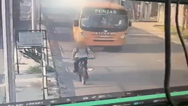 दिल्ली के पीतमपुरा में यूट्बर के पास मिला लड़का