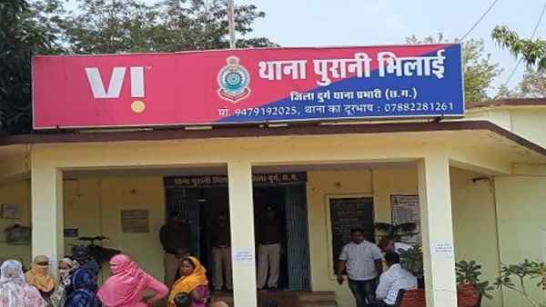 पुलिस ने ग्रामीणों के खिलाफ दर्ज किया मामला