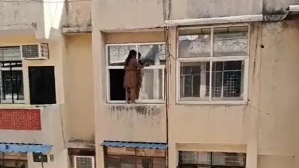 सामने रह रही महिला ने बनाया था वीडियो