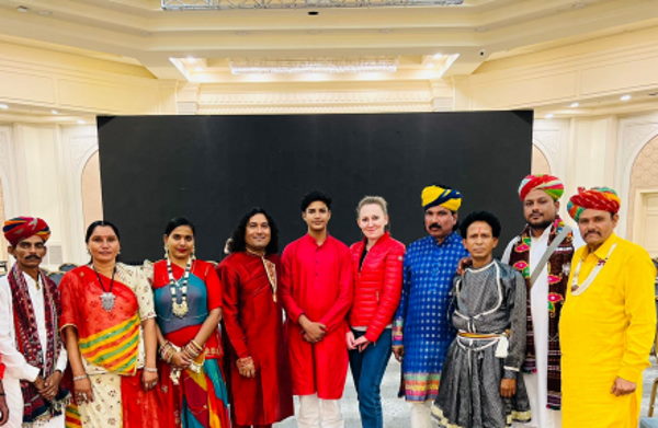 ये कलाकार देंगे प्रस्‍तुति