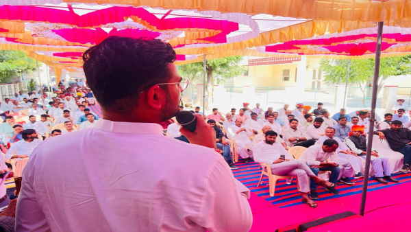 पायलट समर्थक विधायक ने गहलोत समर्थक नेता को बताया दलाल