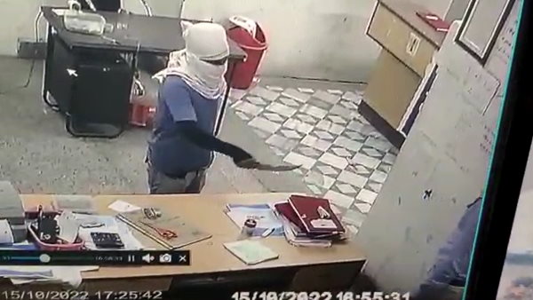 आरोपी युवक को पकड़ लिया गया 