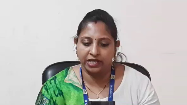 महिला की हिम्‍मत देख पीछे हटा