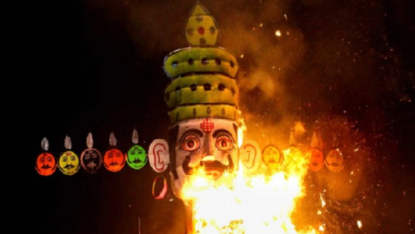 रावण के दस सिर दस बुराइयों के मानक