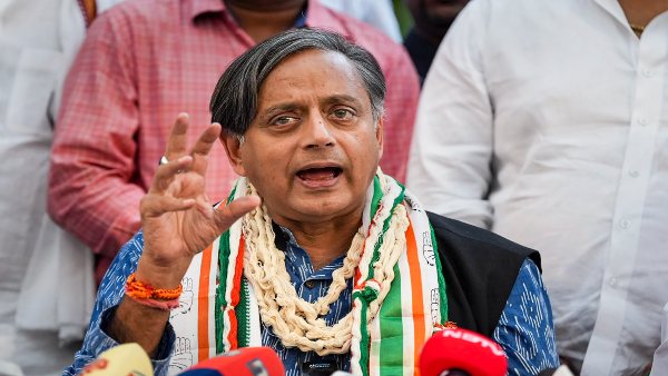  शशि थरूर को मिले 12 फीसदी वोट